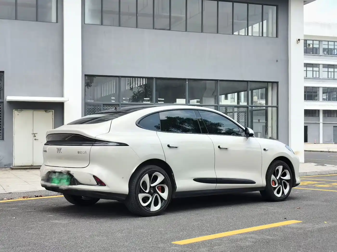 IM Motors IM LS6 2023 2023 Max Standard Edition