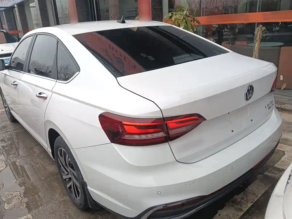 Volkswagen Lavida 2023 280TSI DSG Comfort Edition фото 5