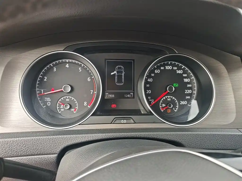 Volkswagen Golf 2015 1.4TSI Automatic Comfort фото 12