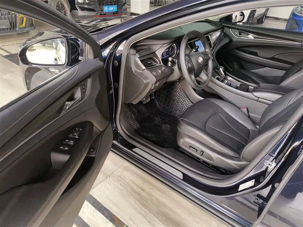 Buick LaCrosse 2022 552T Luxury фото 12