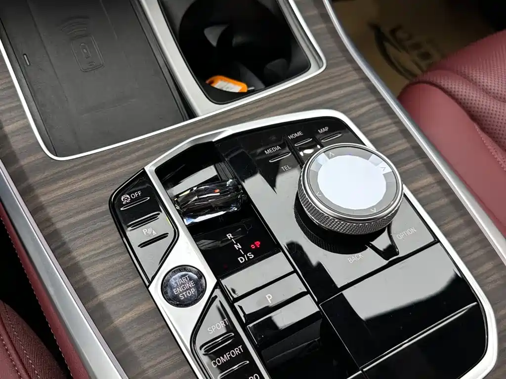 BMW X5 2023 xDrive 40Li M Sport Package фото 17