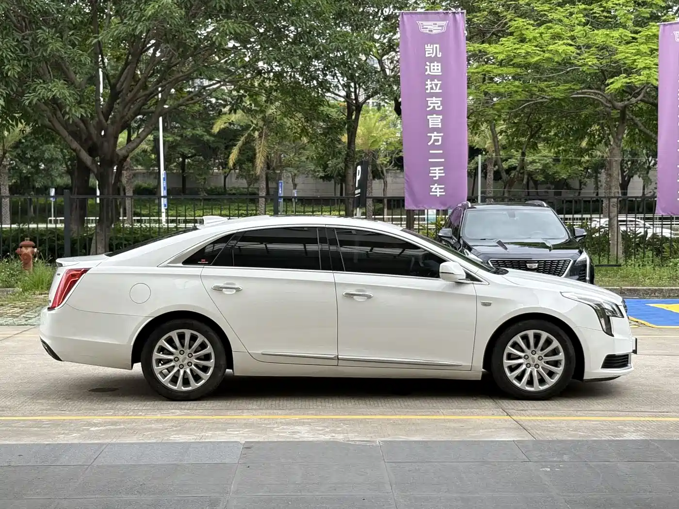 Cadillac XTS 2018 28T Technology фото 4