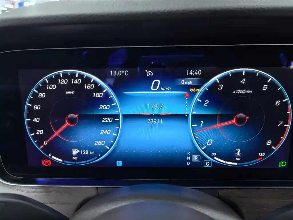 Mercedes-Benz E-Class 2023 E 300 L Luxury фото 8