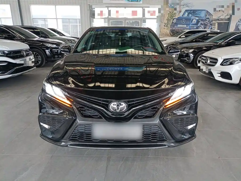 Toyota Camry 2022 2.5S Knight Edition фото 3