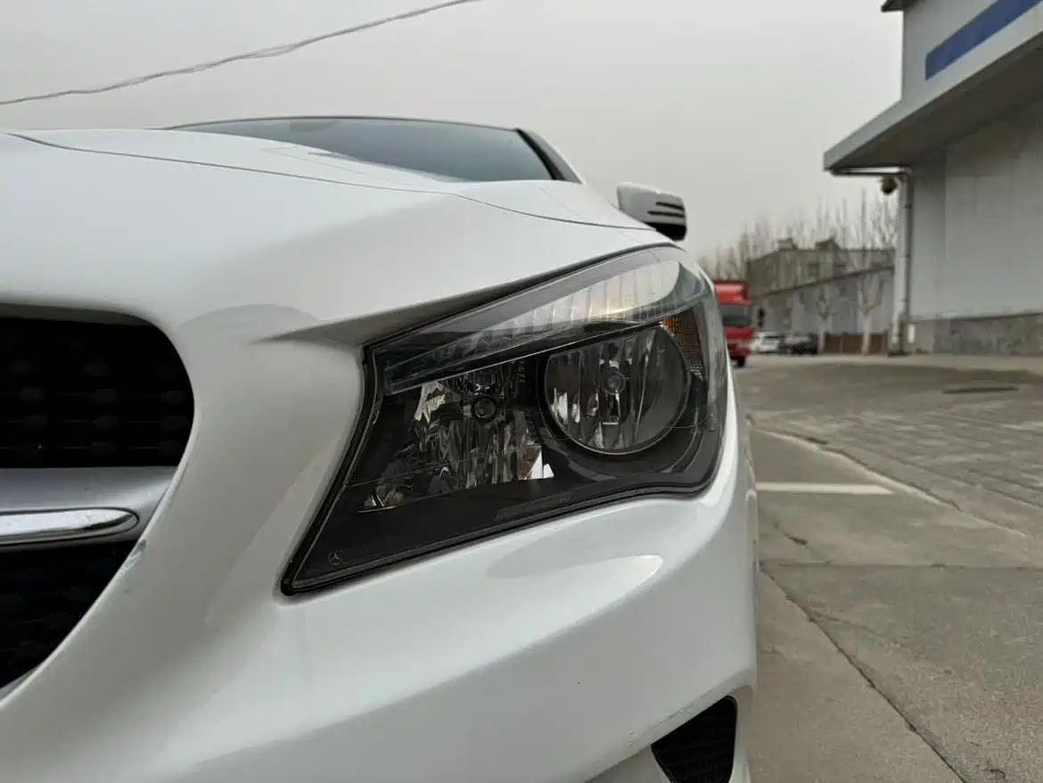 Mercedes-Benz CLA (Import) 2018 CLA 200 Dynamic Edition фото 8