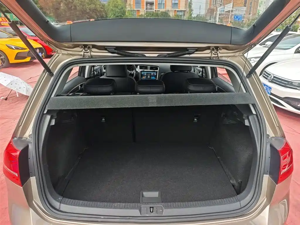 Volkswagen Golf 2015 1.4TSI Automatic Comfort фото 19