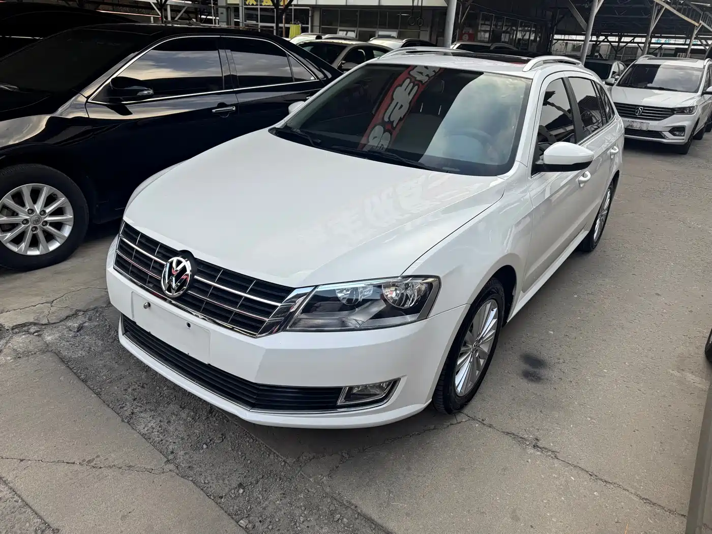 Volkswagen Lavida Tour 2013 1.4TSI Automatic Comfort
