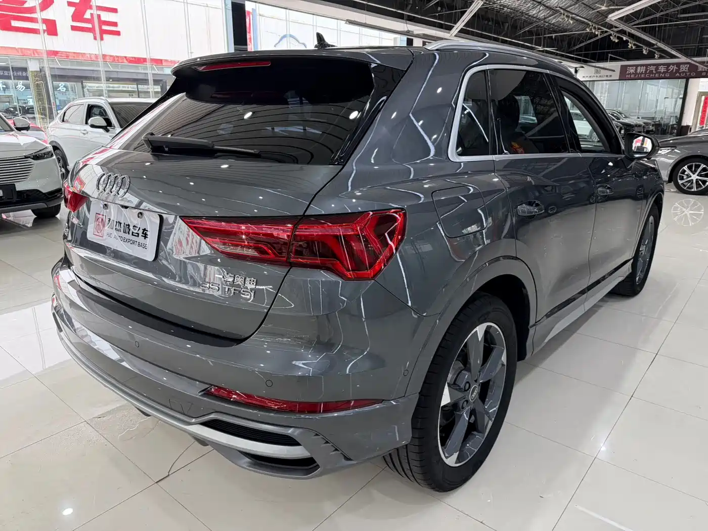 Audi Q3 2022 35 TFSI Fashion Dynamic фото 12
