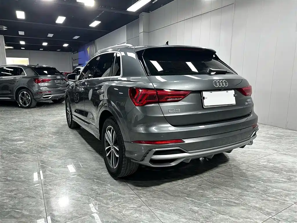 Audi Q3 2022 35 TFSI Fashion Dynamic фото 4