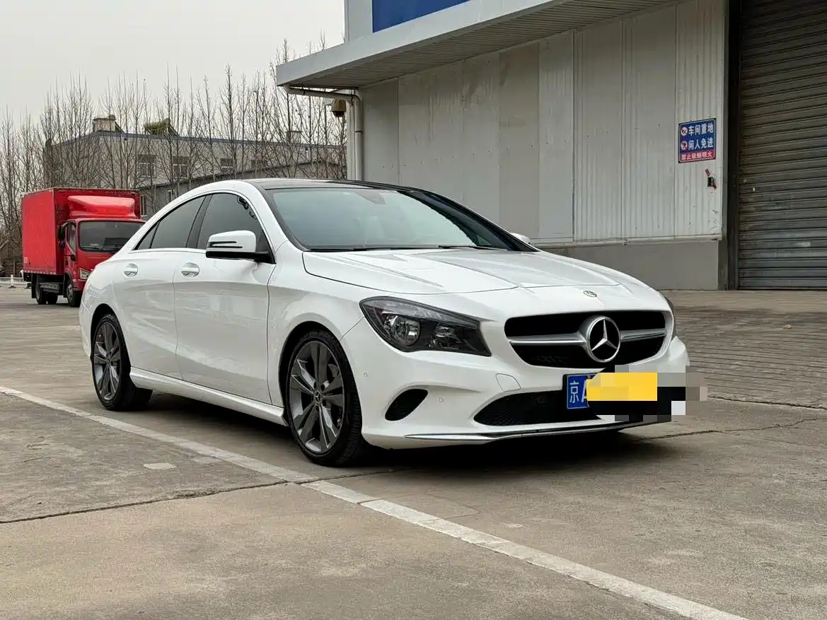Mercedes-Benz CLA (Import) 2018 CLA 200 Dynamic Edition фото 2