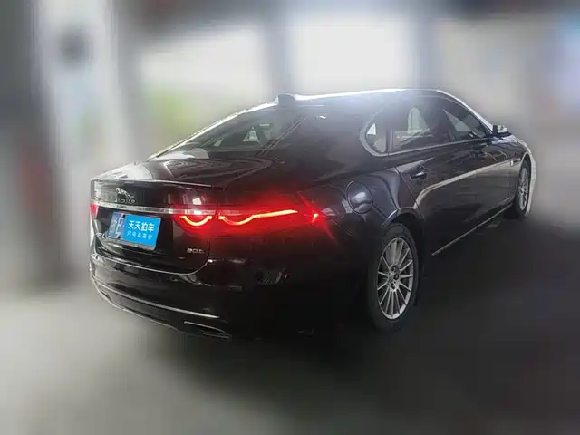 Jaguar XFL 2017 XFL 2.0T 200PS Elite Edition — фото 2