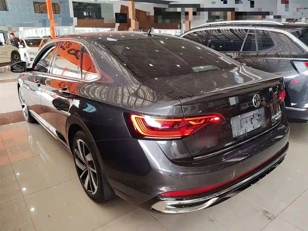 Volkswagen Sagitar 2023 300TSI DSG Excellence Edition фото 5