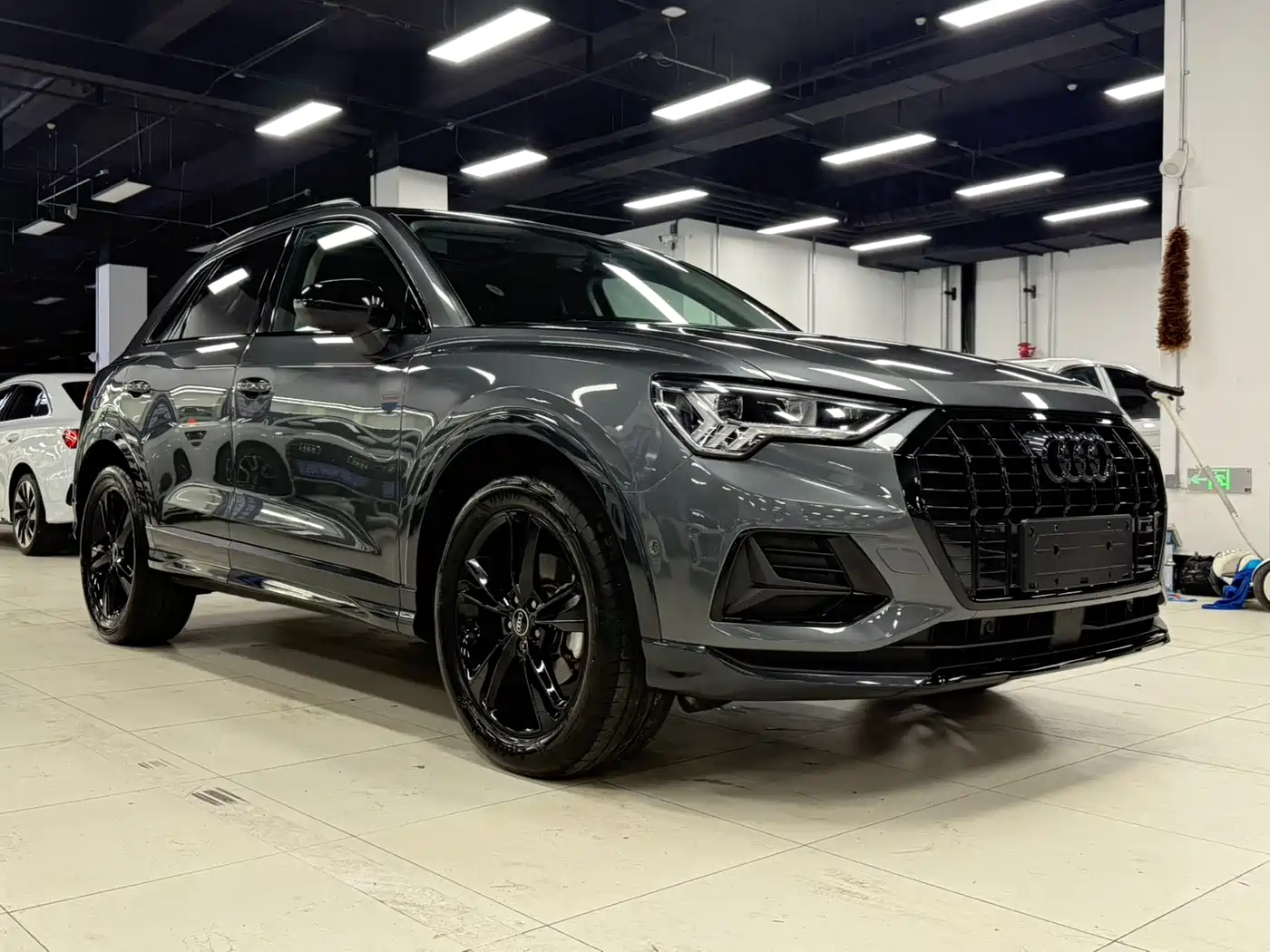 Audi Q3 2022 35 TFSI Fashion Elegance фото 4
