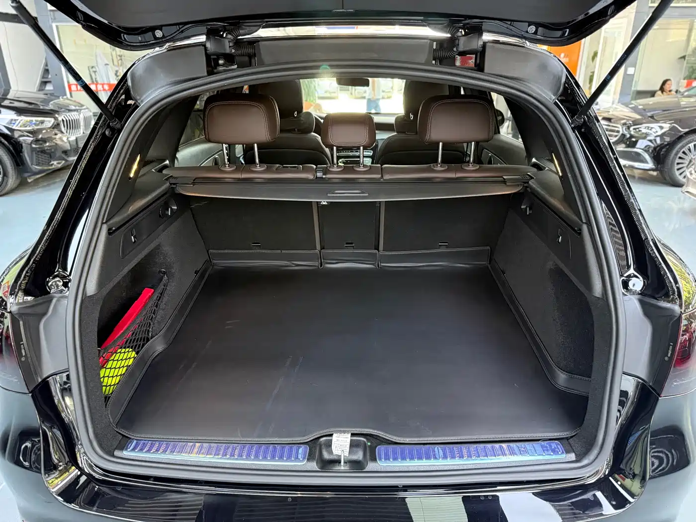 Mercedes-Benz GLC 2022 Model GLC 260 L 4MATIC Dynamic Edition фото 17