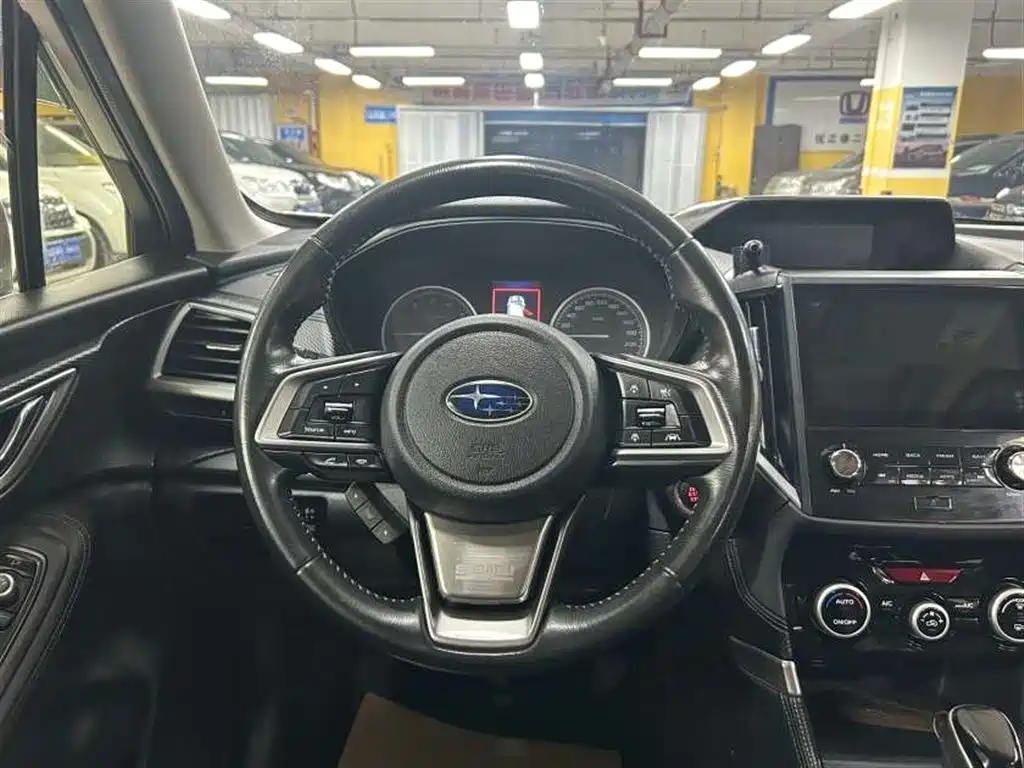 Subaru Forester 2019 2.0i Luxury Edition EyeSight фото 13