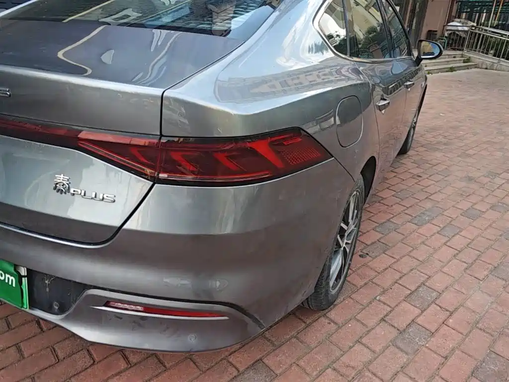 BYD Qin PLUS 2021 DM-i 55KM Flagship фото 8