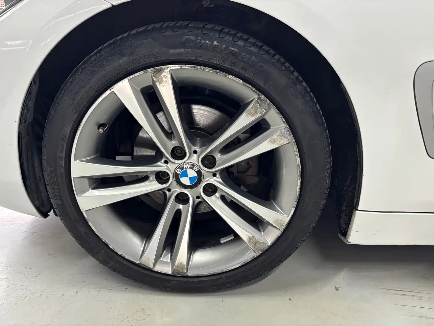 BMW 4 Series 2014 420i Convertible Sport Design Package фото 10