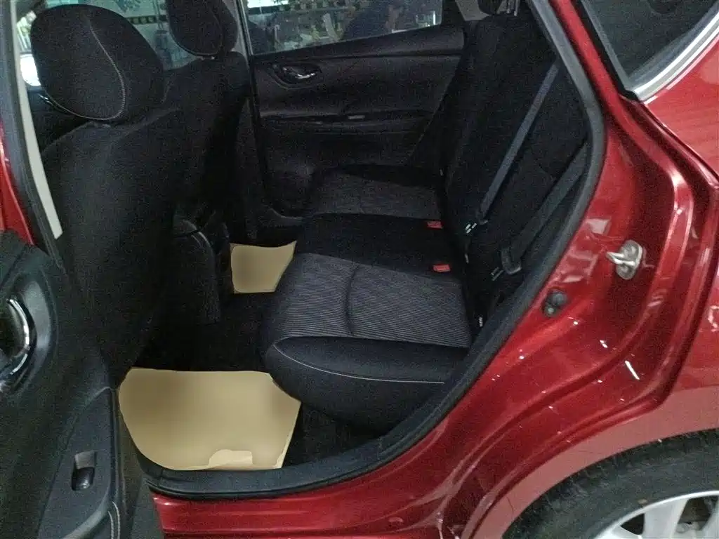 Nissan Tiida 2022 2021 1.6L CVT Cool Edition