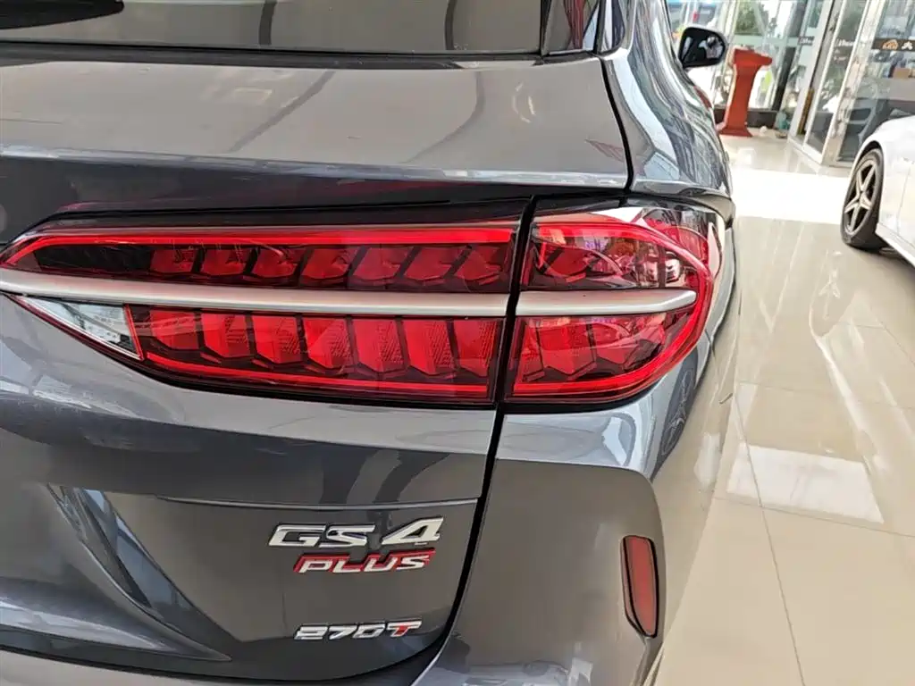GAC Trumpchi Trumpchi GS4 PLUS 2022 270T Automatic Star Glory Edition фото 8
