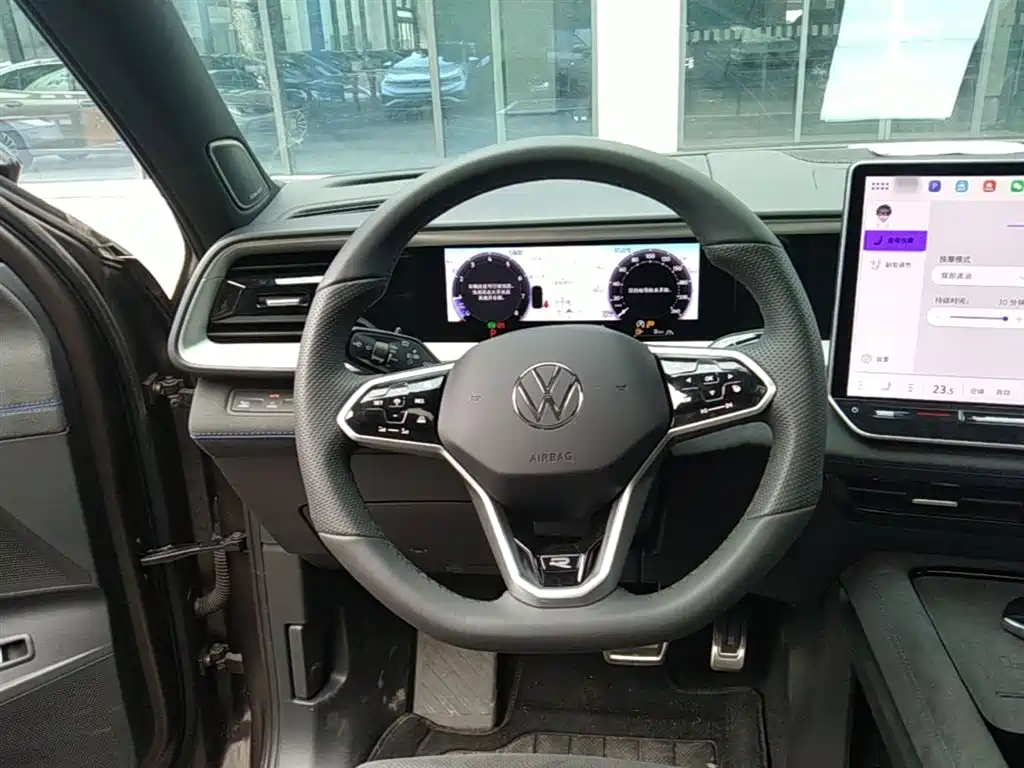 Volkswagen Teramont 2025 Teramont Pro 450TSI 4WD Summit Edition фото 11