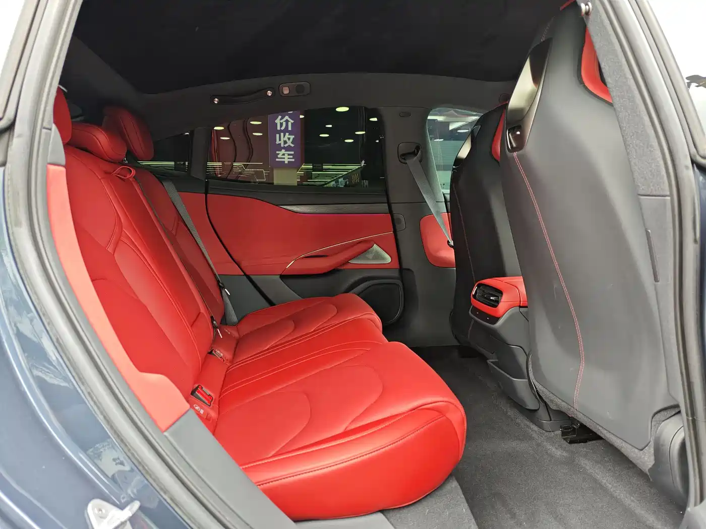 XIAOMI CAR XIAOMI SU7