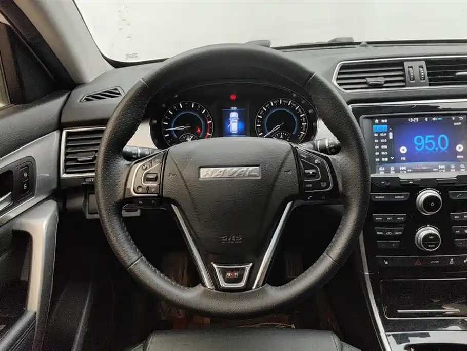 Haval H2 2017 Red Label 1.5T Manual 2WD Luxury фото 15