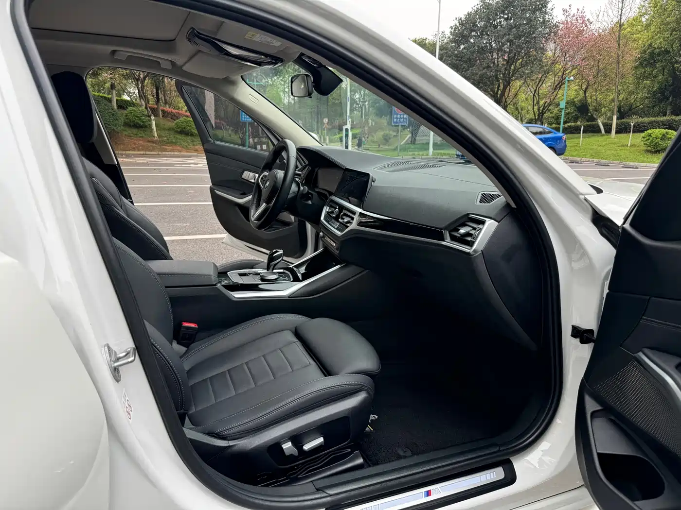 BMW 3 Series 2020 320Li M Sport Package фото 9