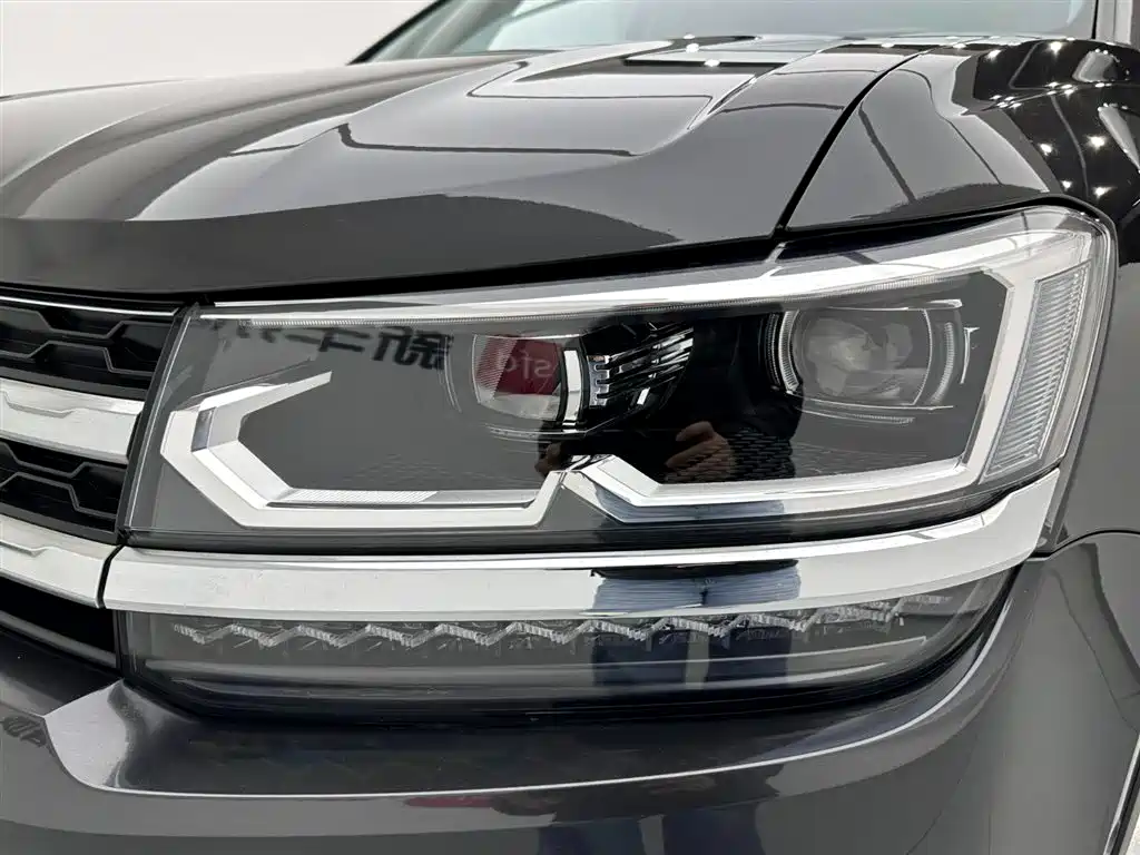 Volkswagen Tharu 2022 330TSI AWD Flagship Edition фото 28