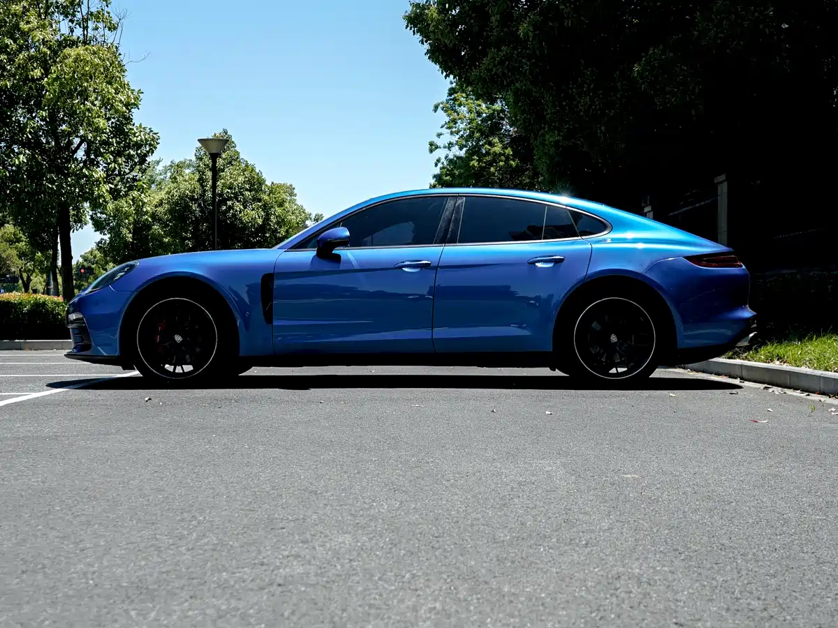 Porsche Panamera 2017 Panamera 3.0T фото 3