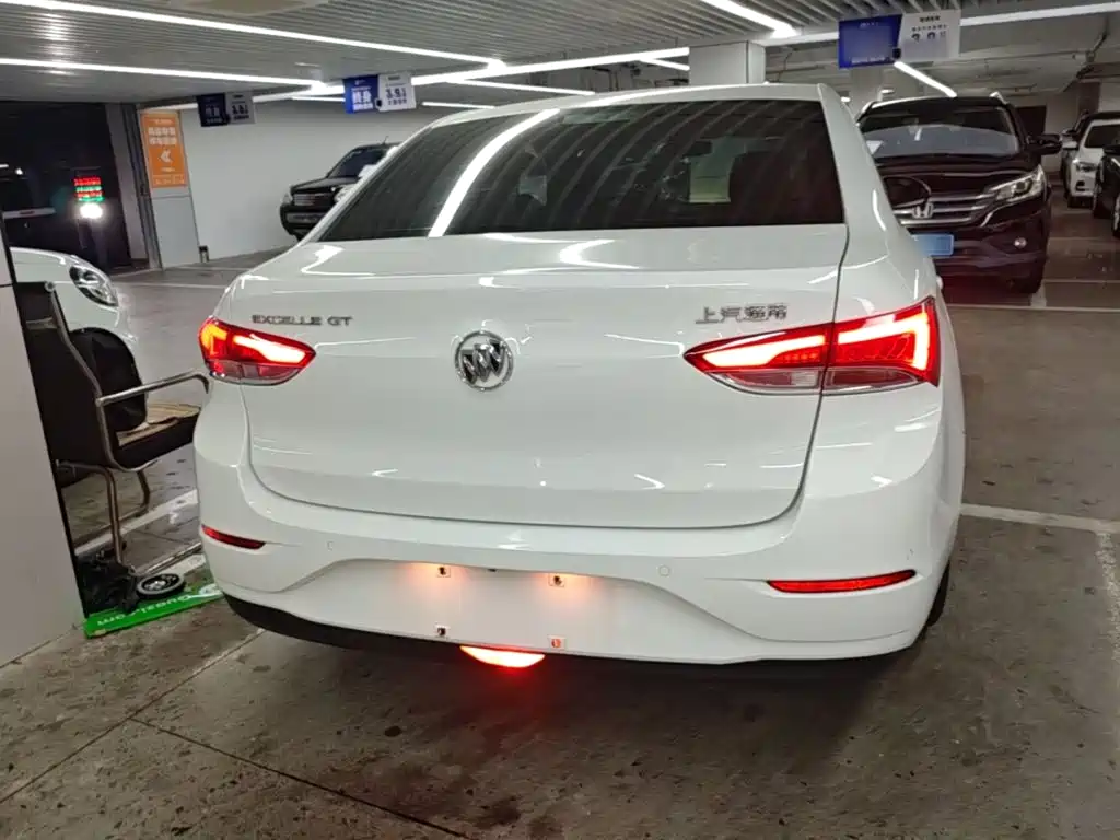 Фото 6 - Buick Excelle