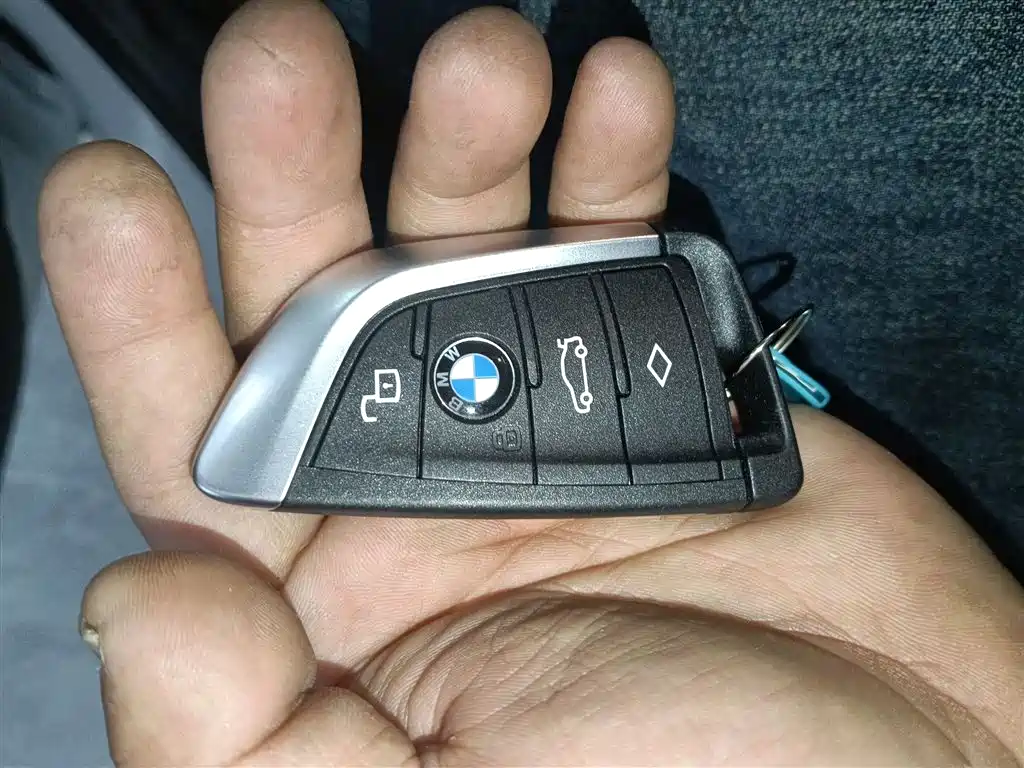 BMW 3 Series 2024 325Li M Sport Package фото 9