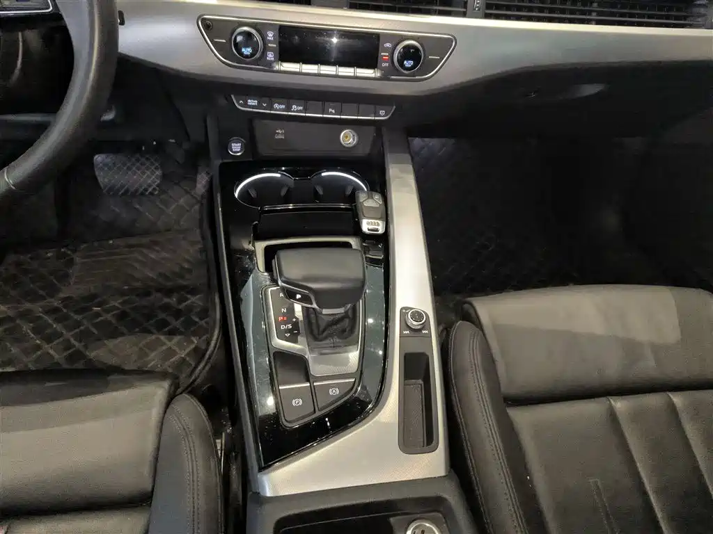 Audi A5 (Import) 2023 Sportback 40 TFSI Fashion Dynamic фото 10