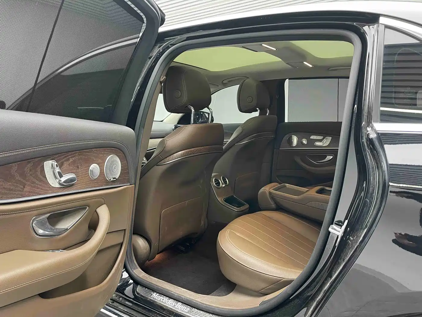 Mercedes-Benz E-Class 2021 Facelift E 300 L Luxury фото 16