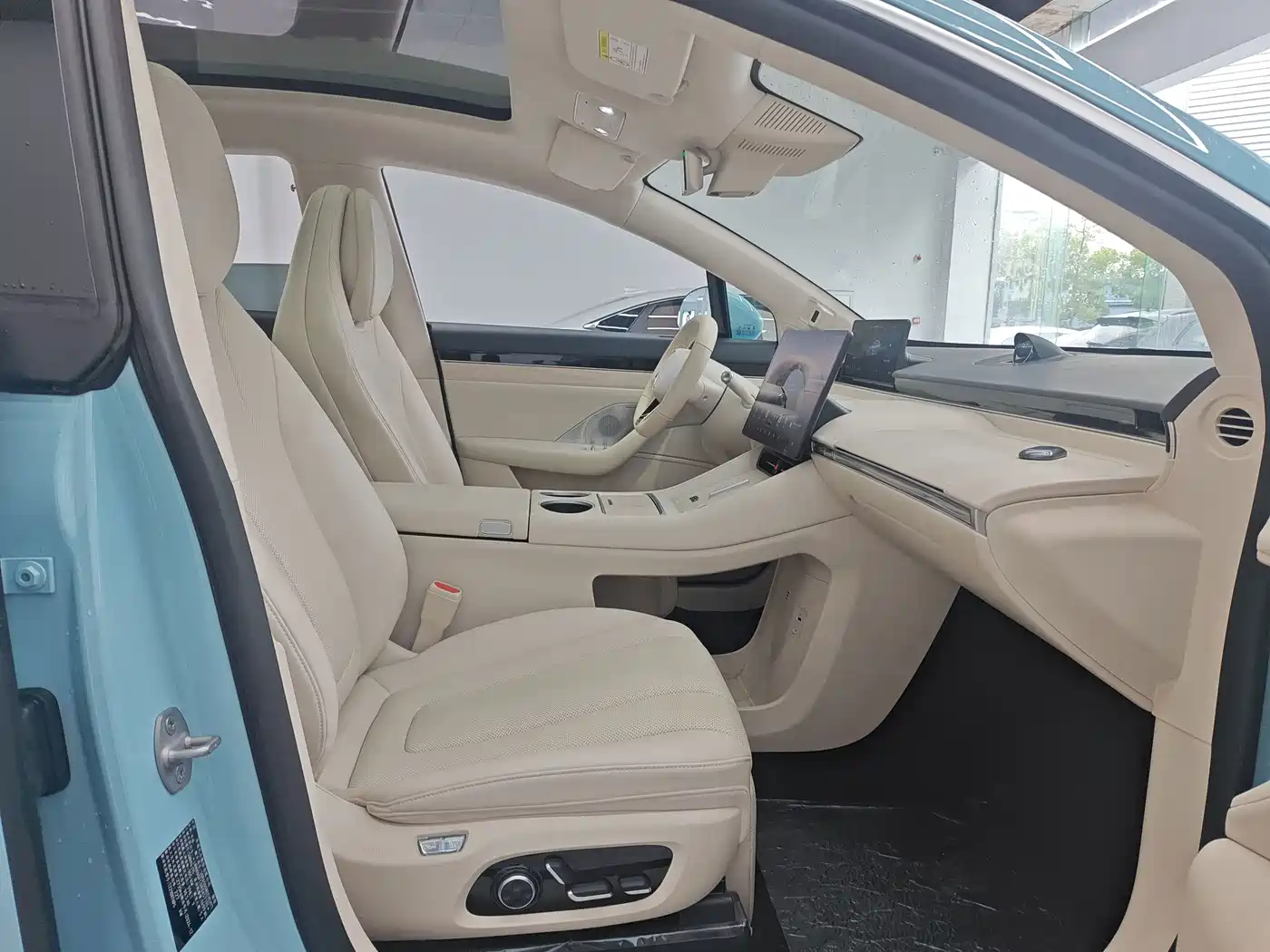 Zhijie Luxeed R7 2025 2025 Extended Range 251km Max