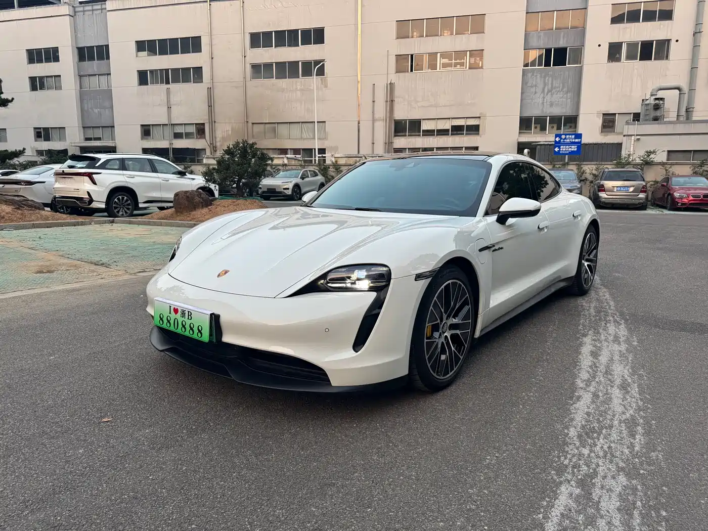 Porsche Taycan 2020 Taycan