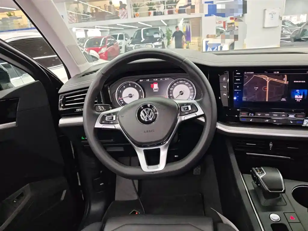 Volkswagen Touareg 2019 2.0TSI Pilot Edition China VI фото 11