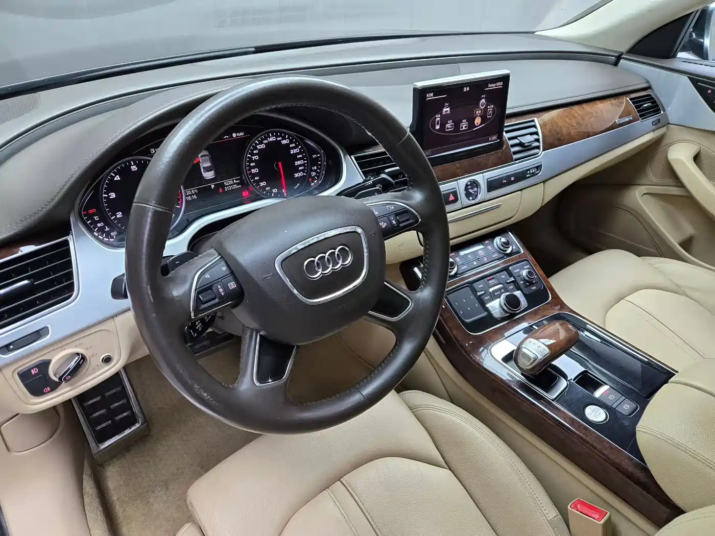 Audi A8 2011 A8L 3.0 TFSI quattro Comfort (245kW) фото 6