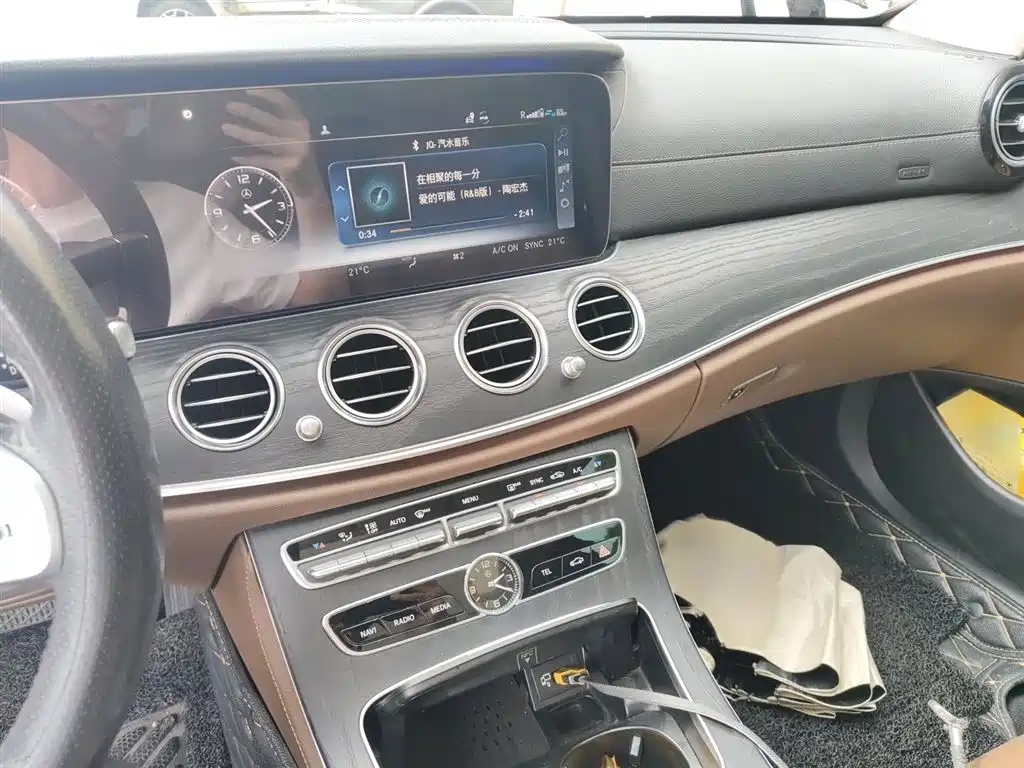 Mercedes-Benz E-Class 2020 Facelift E 300 L Sport Fashion фото 6