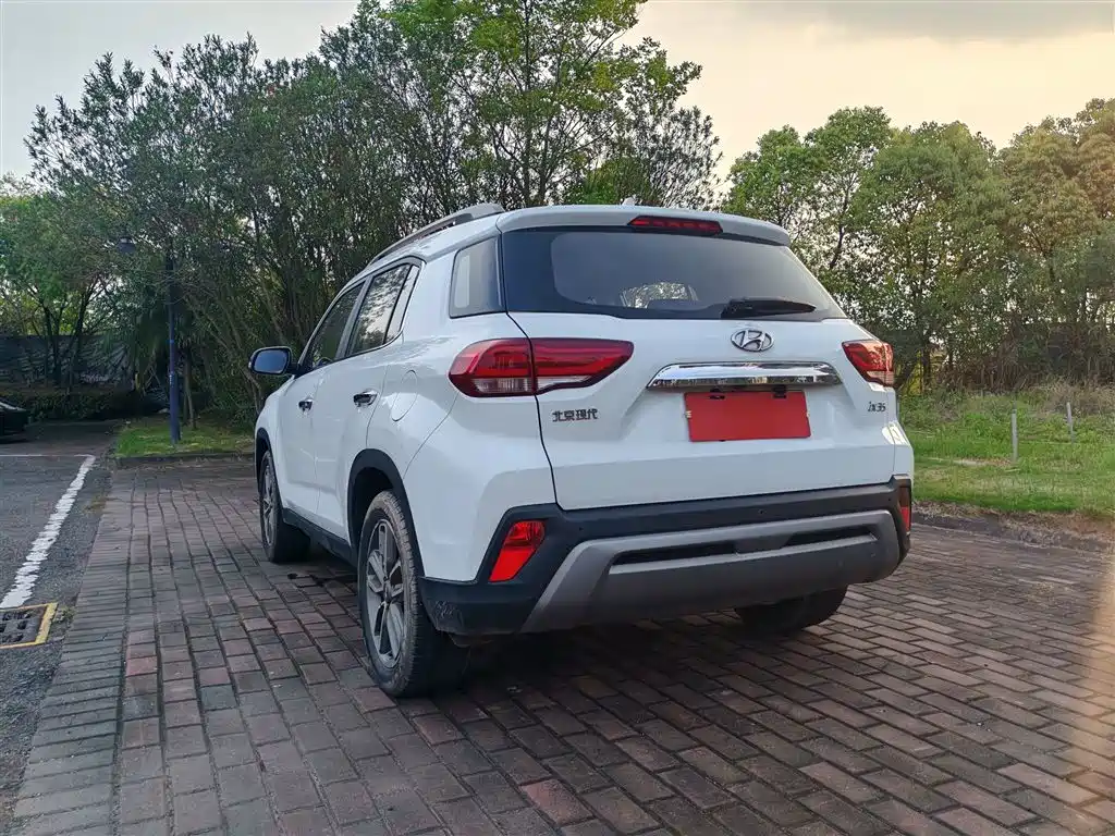 Hyundai Beijing Hyundai ix35 2019 2.0L Automatic 2WD Zhiyong·Smooth Enjoy China VI фото 13