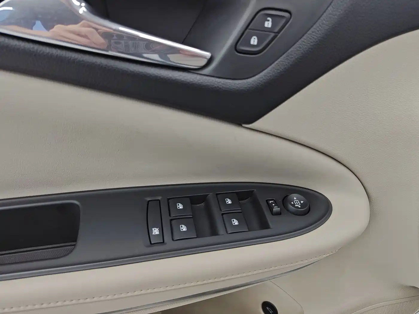 Buick Verano 2019 Sedan 15S Auto Leading фото 15