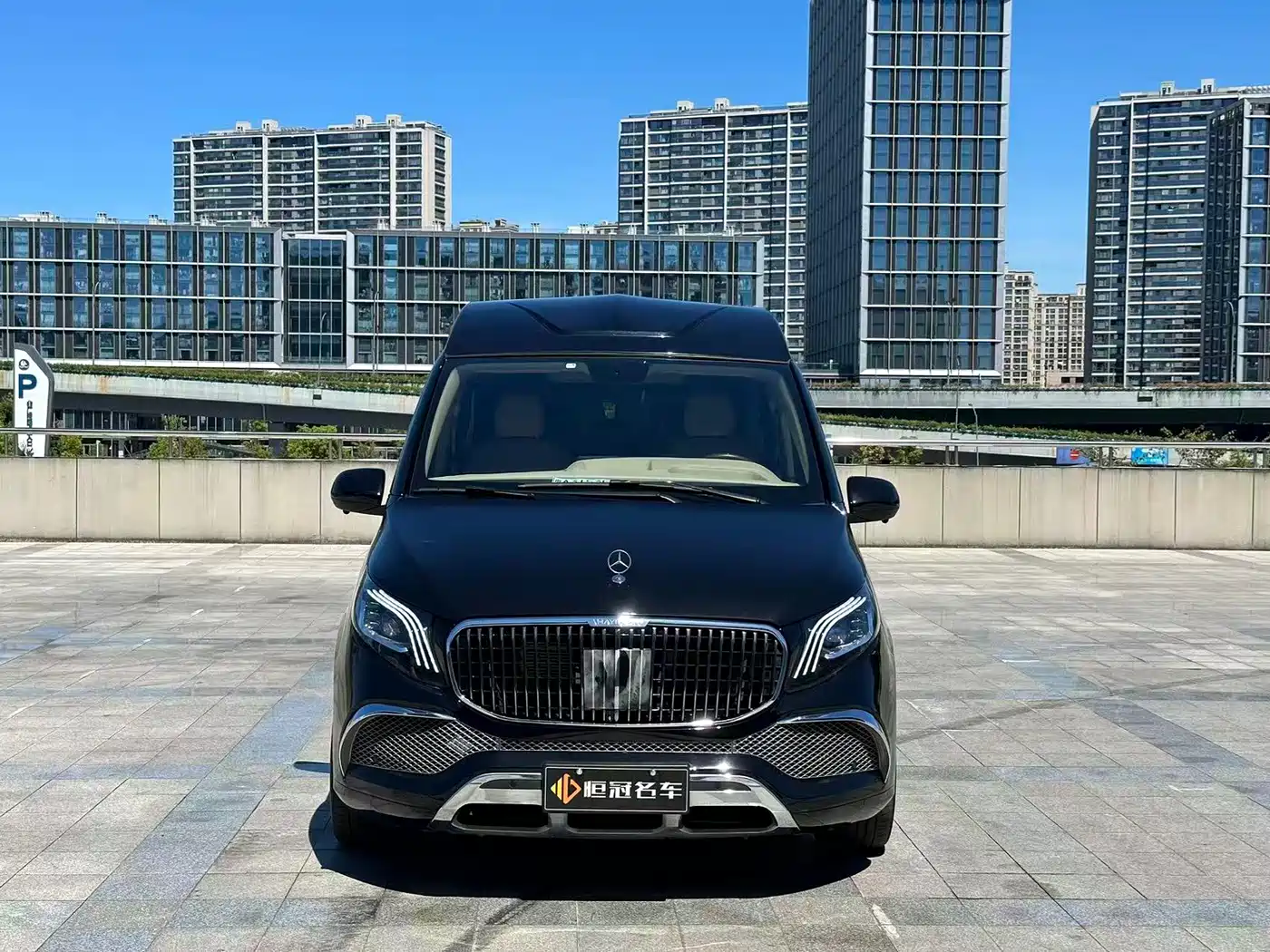 Mercedes-Benz Vito 2023 2.0T Business 7-Seater фото 2