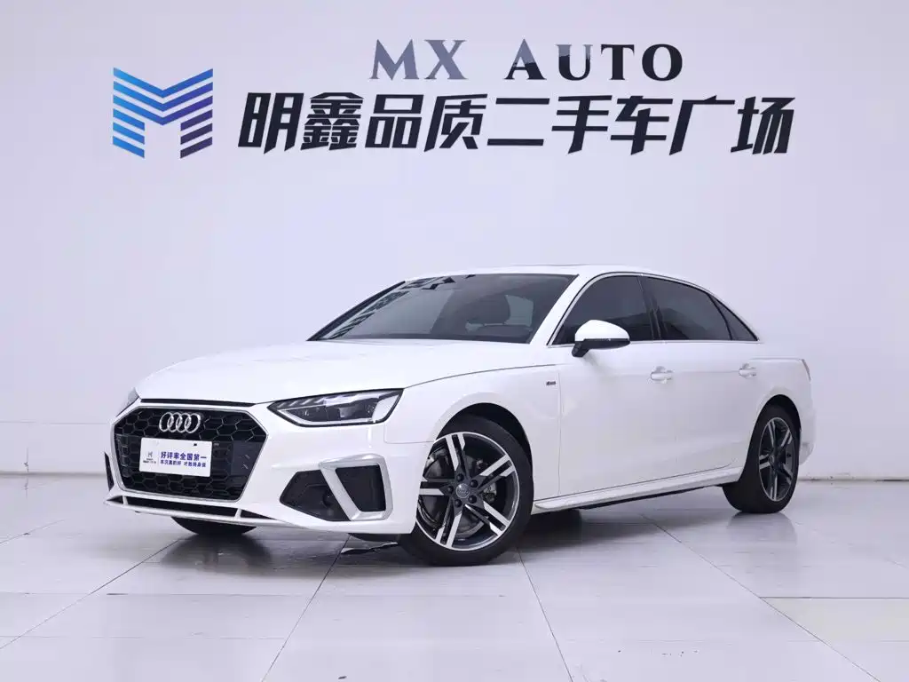 Фото 2 - Audi A4L