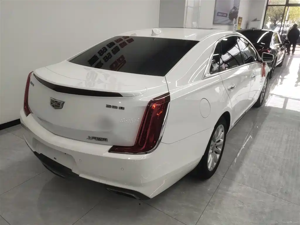 Cadillac XTS 2018 28T Elite фото 7