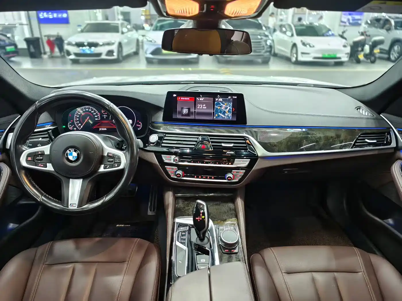 BMW 5 Series 2019 525Li M Sport Package фото 5