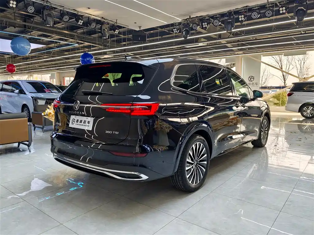 Volkswagen Viloran 2024 380TSI Executive Edition фото 23