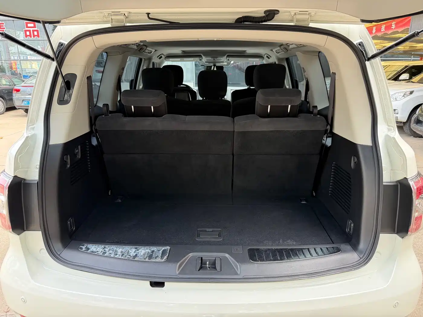 Nissan Patrol 2020 2018 4.0L Flagship