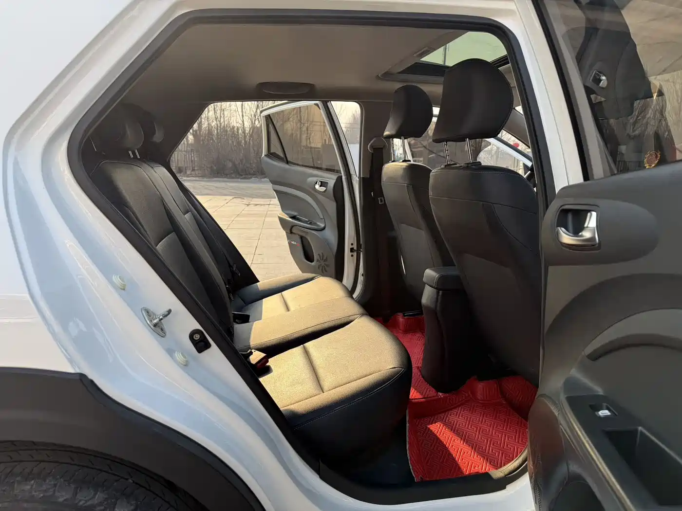 Kia KX1 2021 1.4L CVT Fun Sunroof Version фото 12
