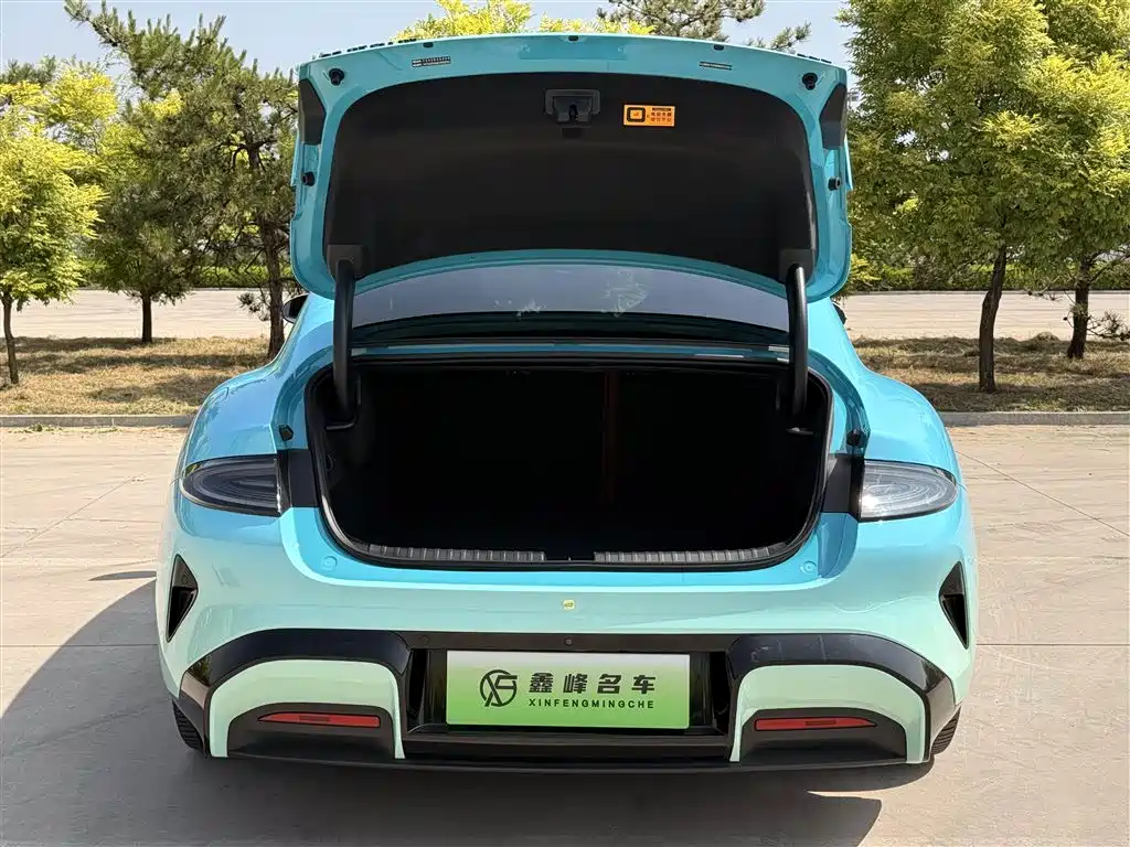 Xiaomi Auto Xiaomi SU7 2024 RWD Ultra Long Range Advanced Smart Driving Pro Edition фото 33