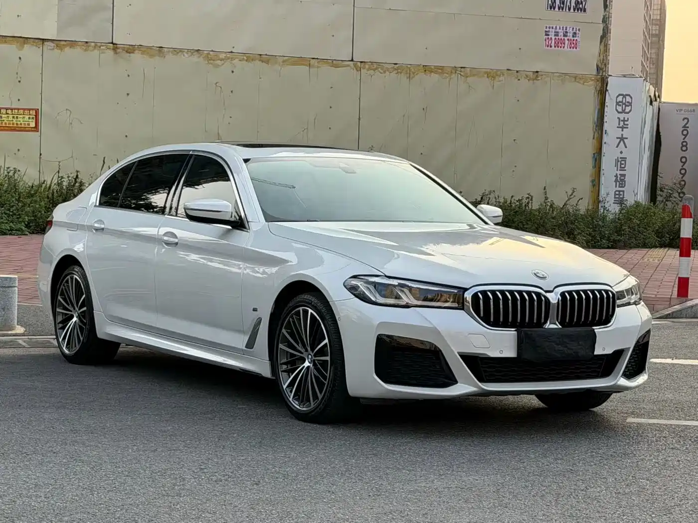 BMW 5-SERIES