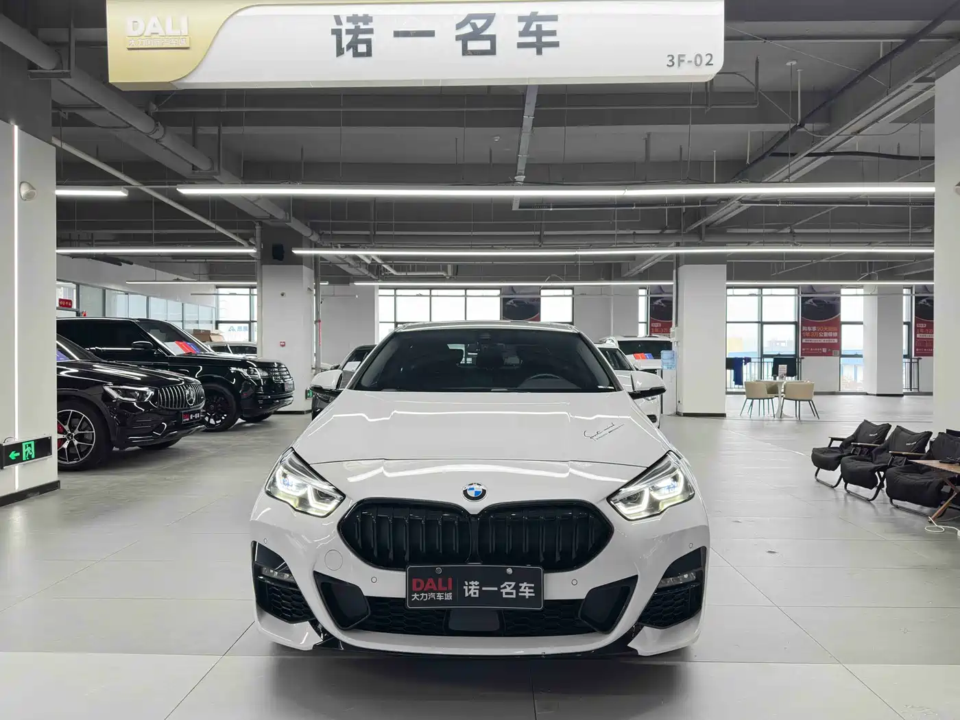 BMW 2 Series (Import) 2023 Facelift 225i 4-Door Coupe M Sport Shadowline Package фото 2